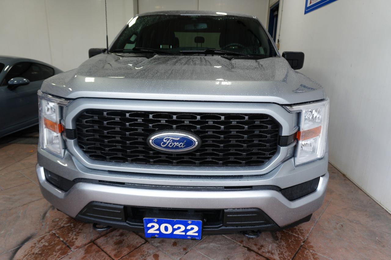 2022 Ford F-150 STX 4WD SuperCrew 5.5' Box Photo