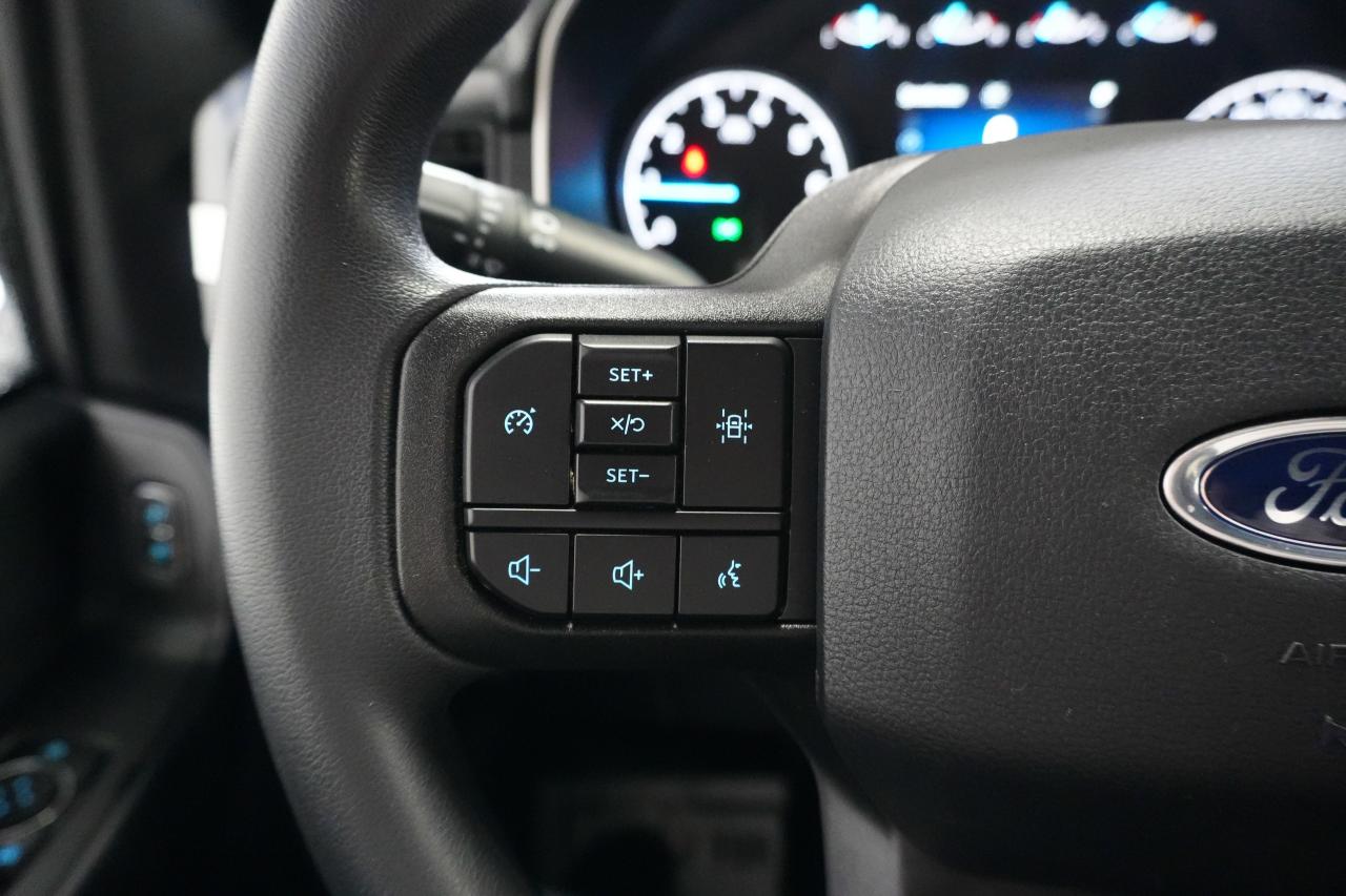 2022 Ford F-150 STX 4WD SuperCrew 5.5' Box Photo