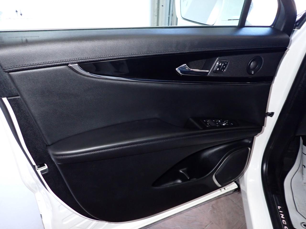 2023 Lincoln Nautilus Reserve AWD LEATHER NAVI SUNROOF Photo