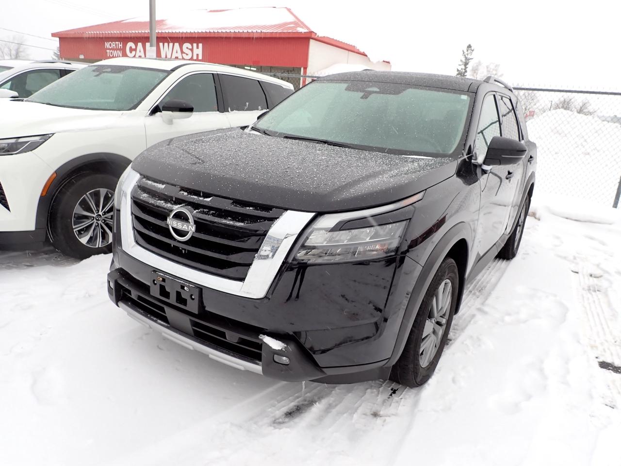 2024 Nissan Pathfinder SV 4WD Photo