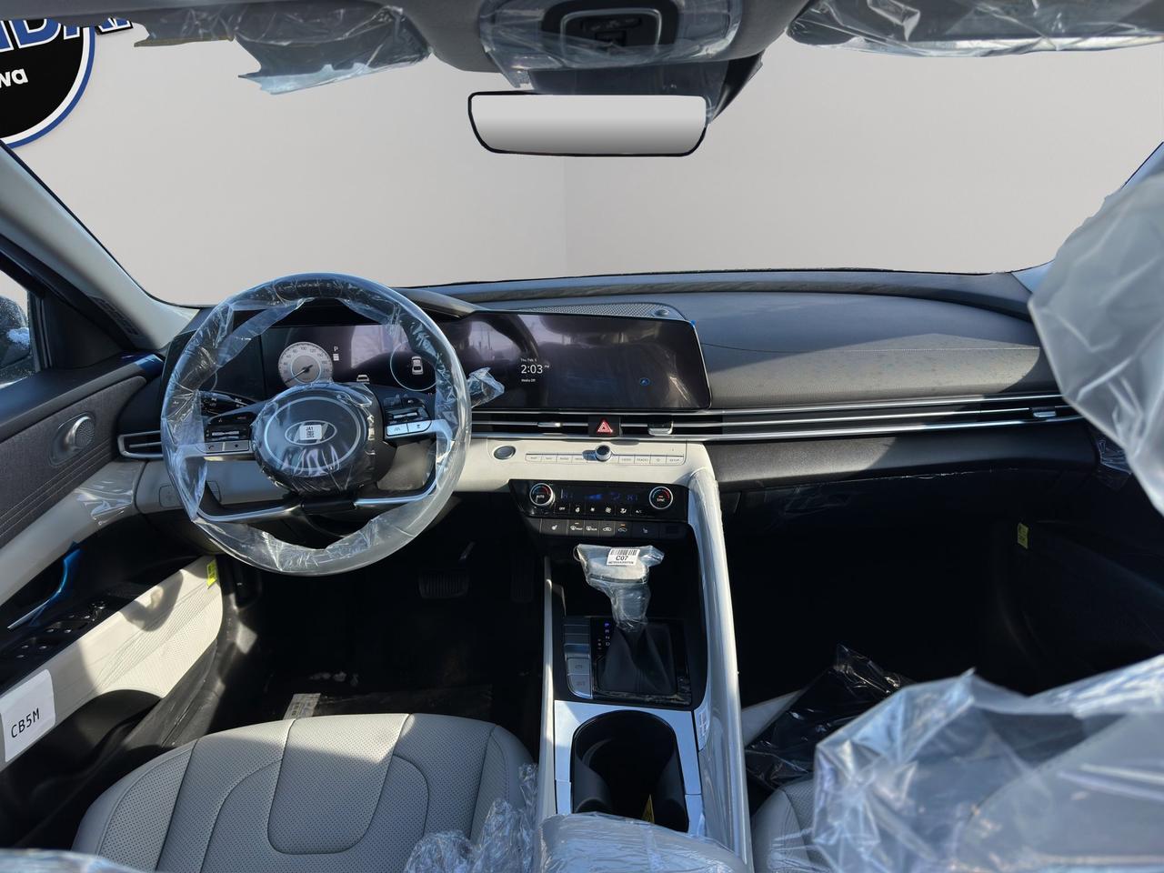 2026 Hyundai Elantra Luxury Photo