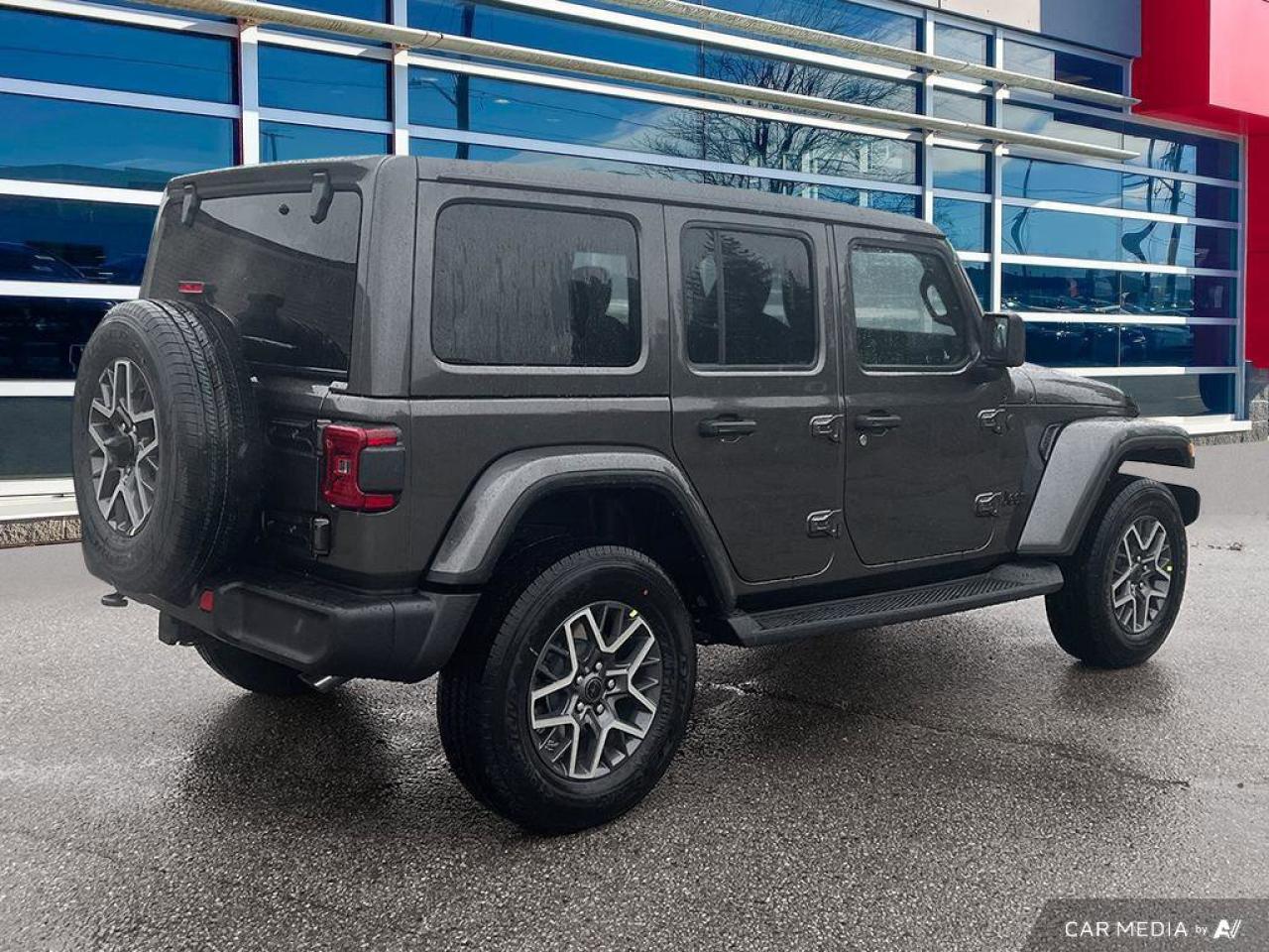 2025 Jeep Wrangler Sahara | Sky One–Touch Power Top | Apple Car Play | Android Auto | Adaptive Cruise | Photo