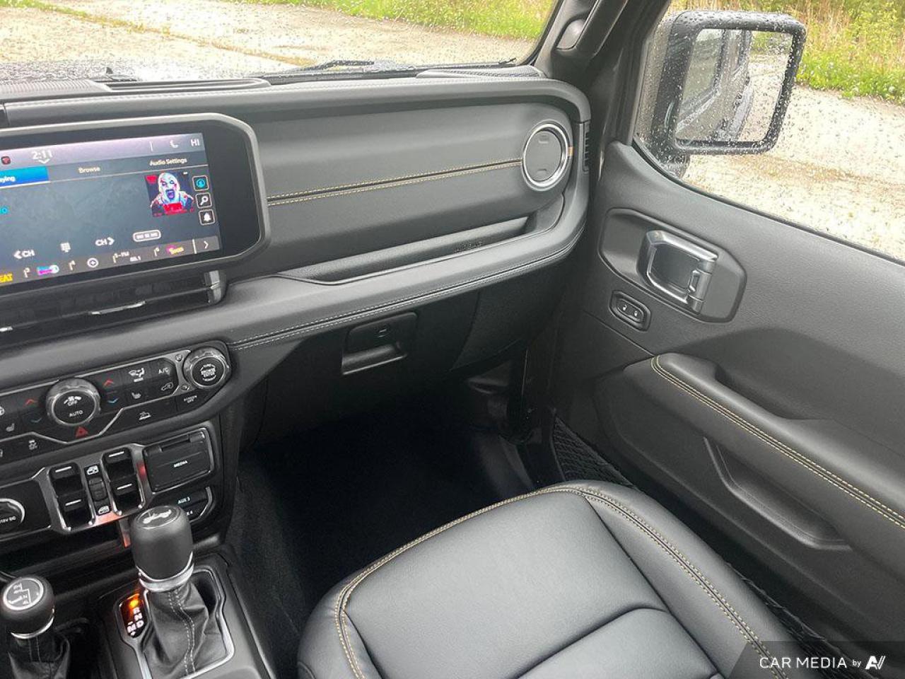 2025 Jeep Wrangler Sahara | Sky One–Touch Power Top | Apple Car Play | Android Auto | Adaptive Cruise | Photo