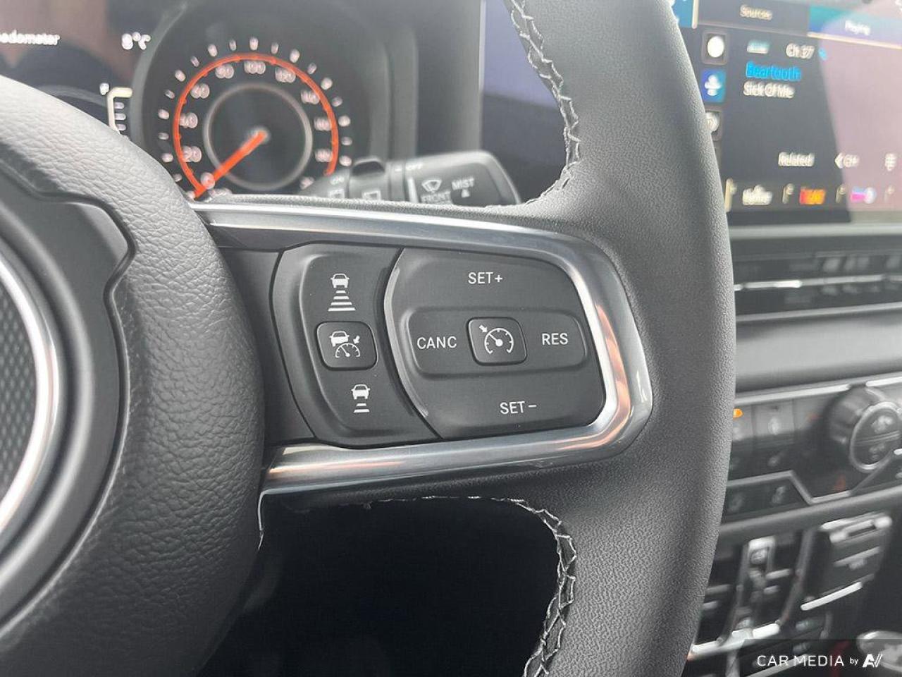 2025 Jeep Wrangler Sahara | Sky One–Touch Power Top | Apple Car Play | Android Auto | Adaptive Cruise | Photo