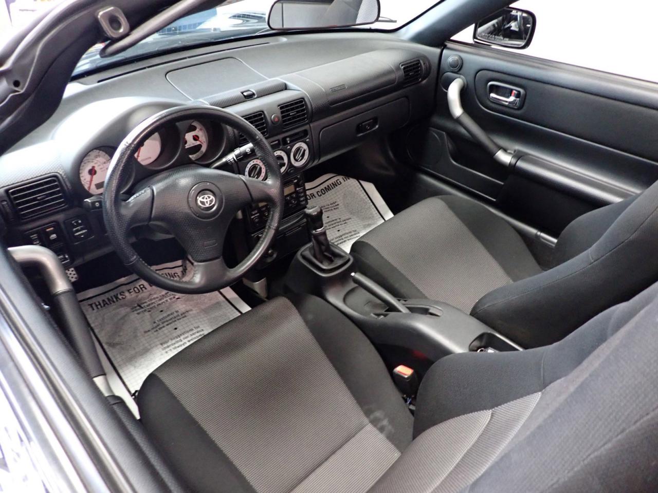 2000 Toyota MR2 Spyder CONVERTIBLE *MANUAL* Photo3