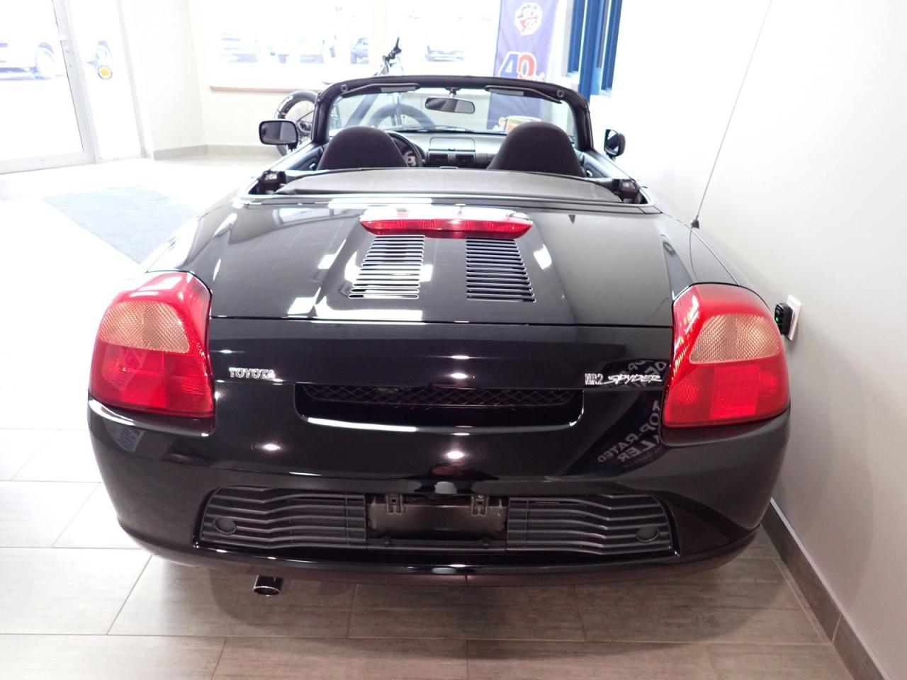 2000 Toyota MR2 Spyder CONVERTIBLE *MANUAL* Photo