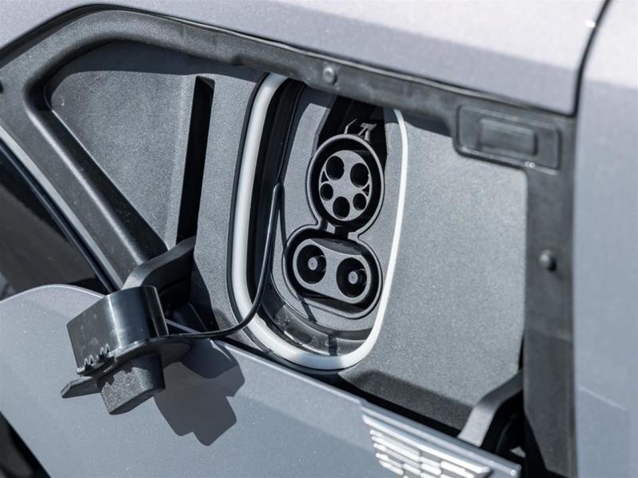 2026 Cadillac LYRIQ Luxury Photo