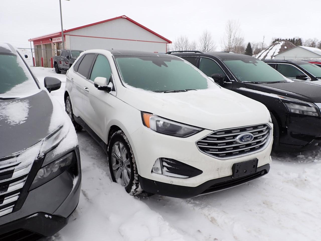 2024 Ford Edge Titanium AWD Photo0