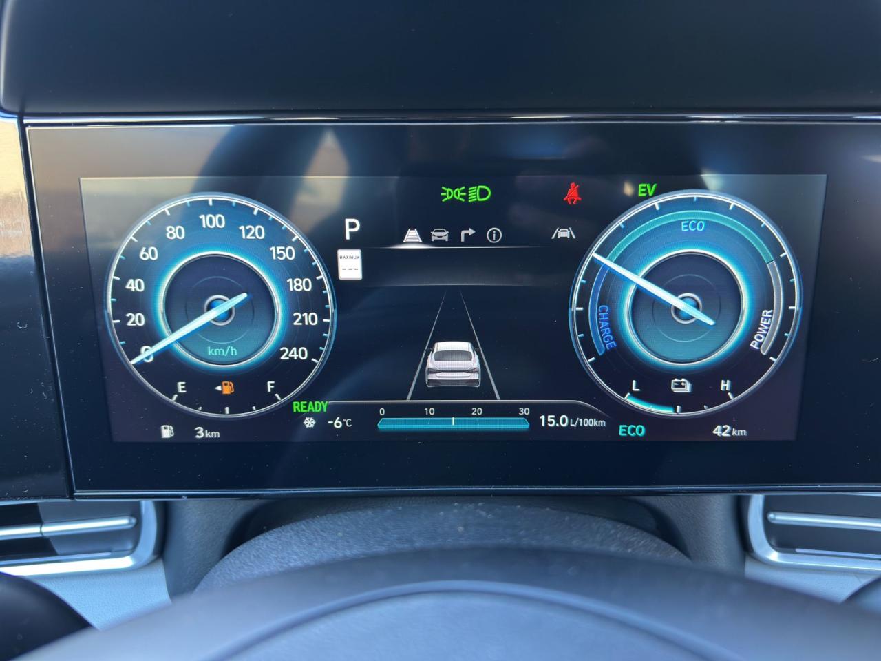 2025 Hyundai Elantra Hybrid Luxury Photo