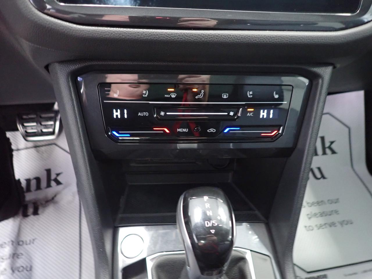 2024 Volkswagen Tiguan Highline R-Line AWD LEATHER NAVI SUNROOF Photo