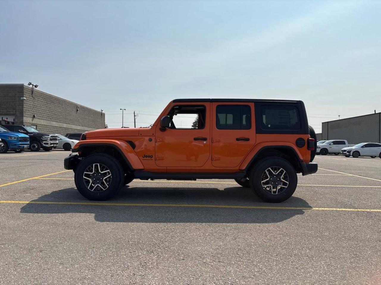 2025 Jeep Wrangler Sahara | Joose ! | Apple Car Play | Android Auto | Adaptive Cruise | Heated Steering Wheel | Photo