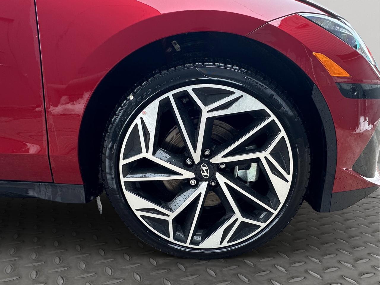 2025 Hyundai IONIQ 6 Preferred Photo