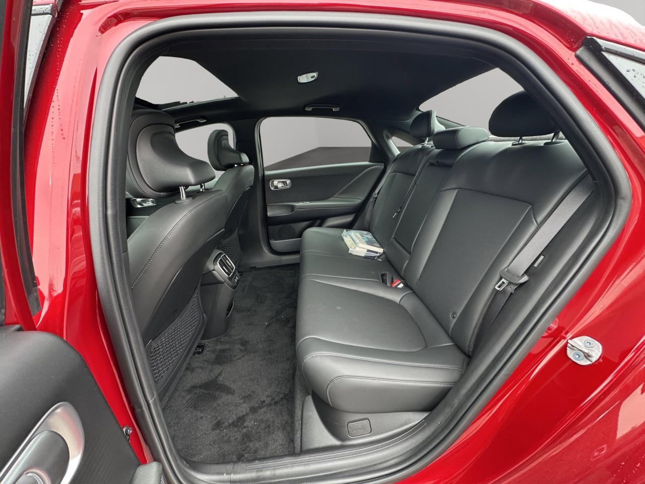 2025 Hyundai IONIQ 6 Preferred Photo