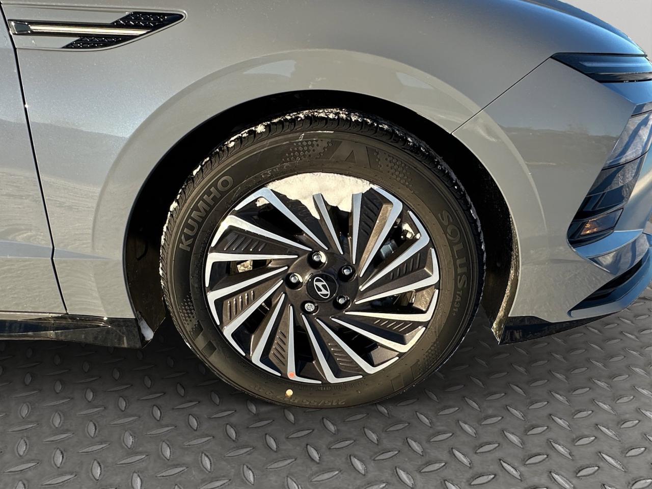 2026 Hyundai Sonata Hybrid Preferred-Trend Photo