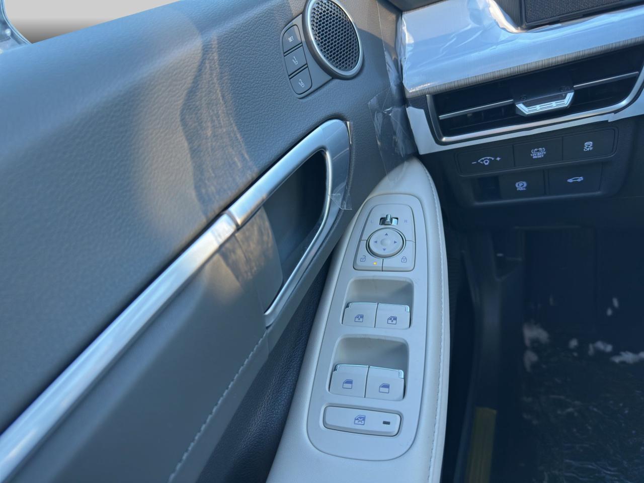 2026 Hyundai Sonata Hybrid Preferred-Trend Photo