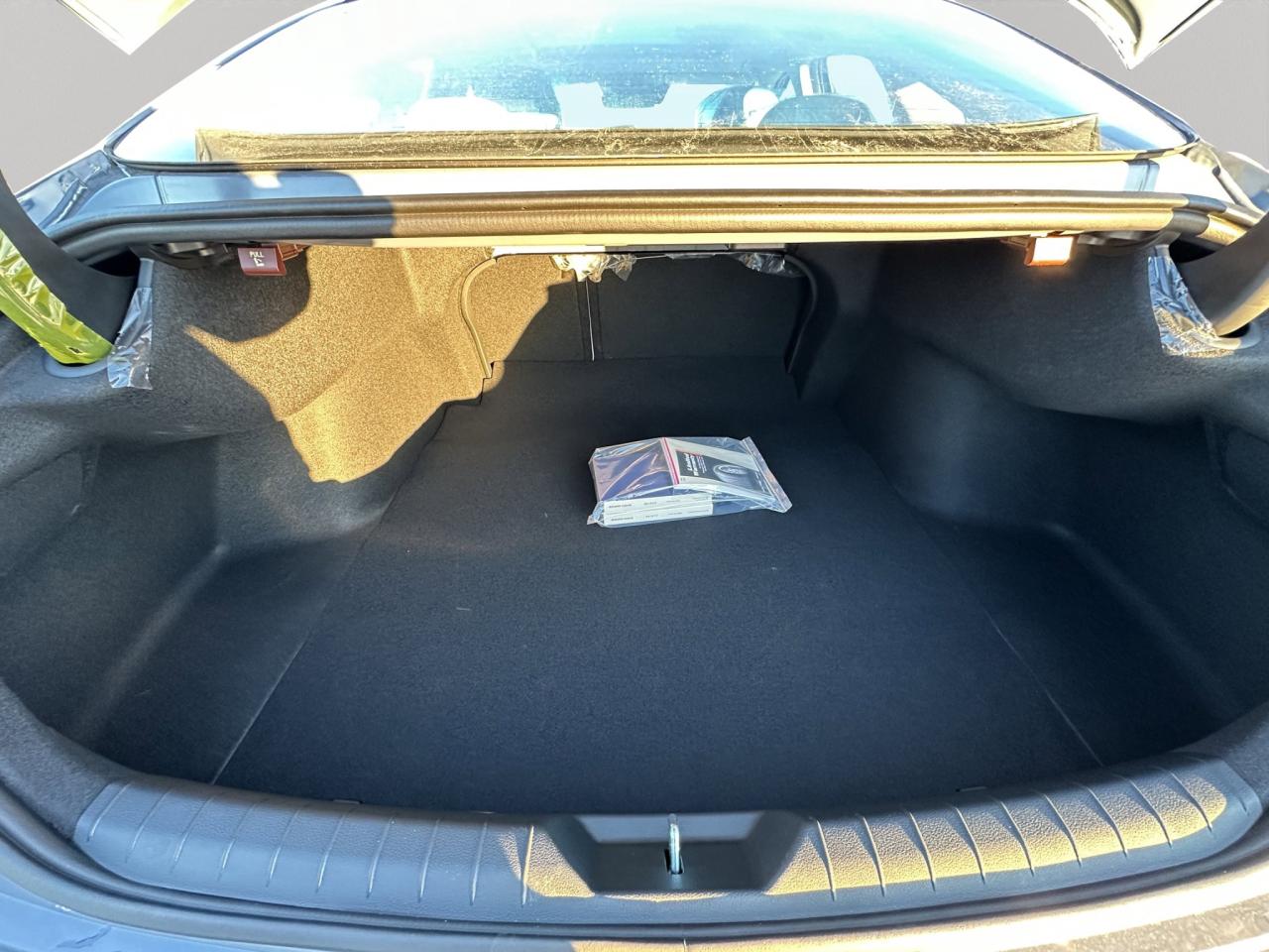 2026 Hyundai Sonata Hybrid Preferred-Trend Photo