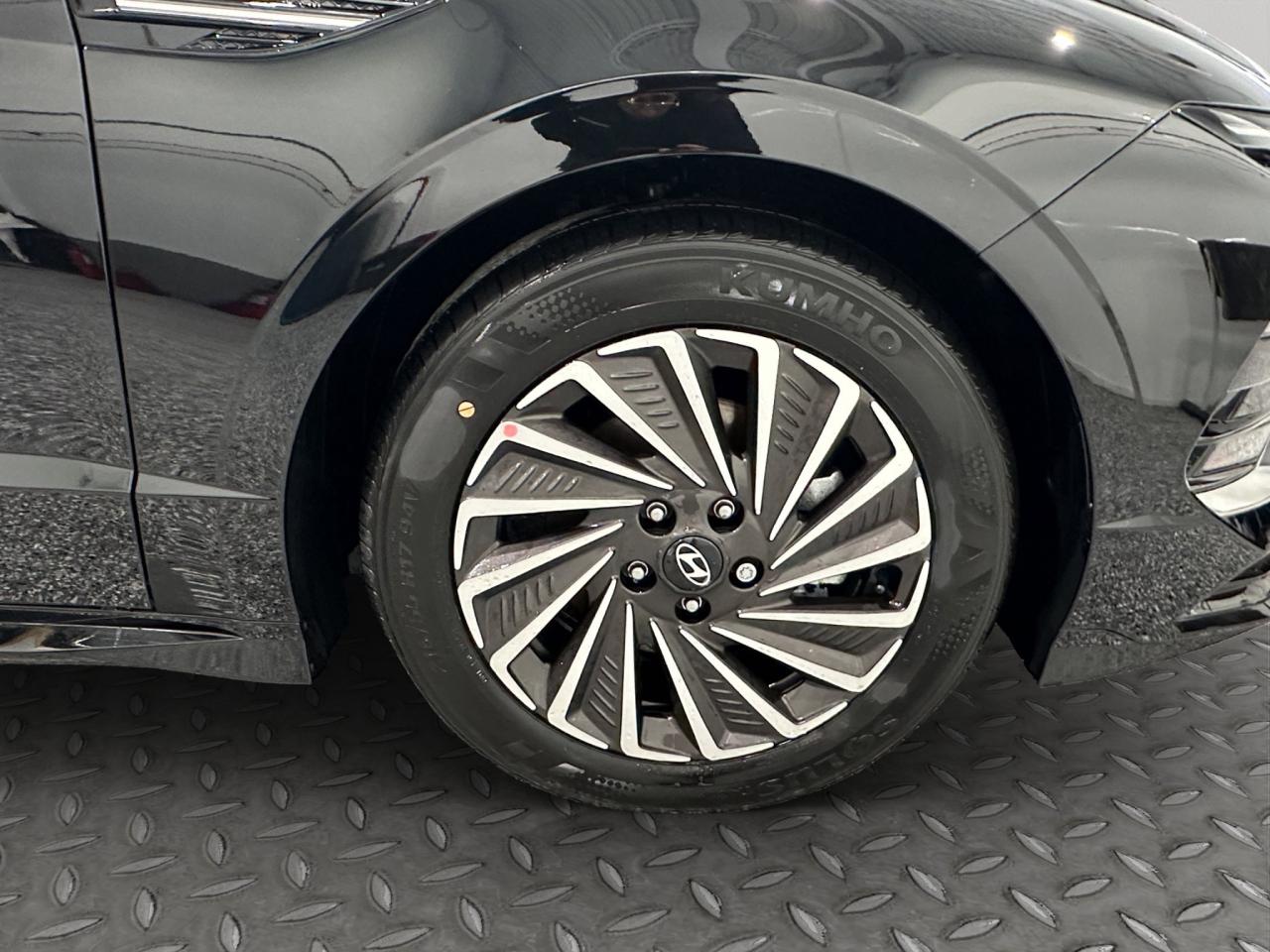 2026 Hyundai Sonata Hybrid Preferred-Trend Photo