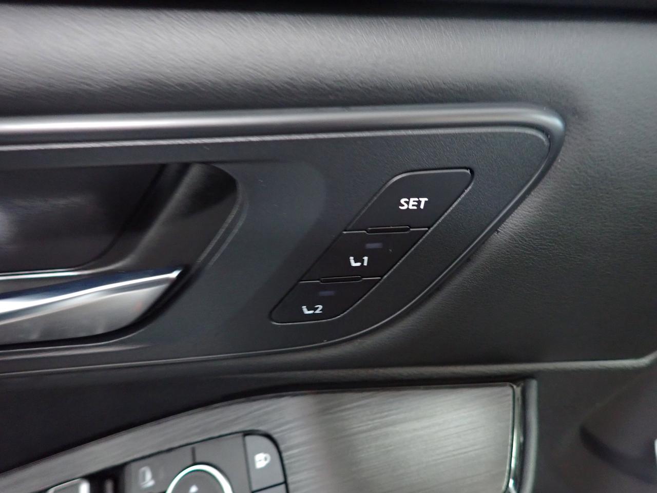 2025 Nissan Rogue SL AWD LEATHER NAVI SUNROOF Photo