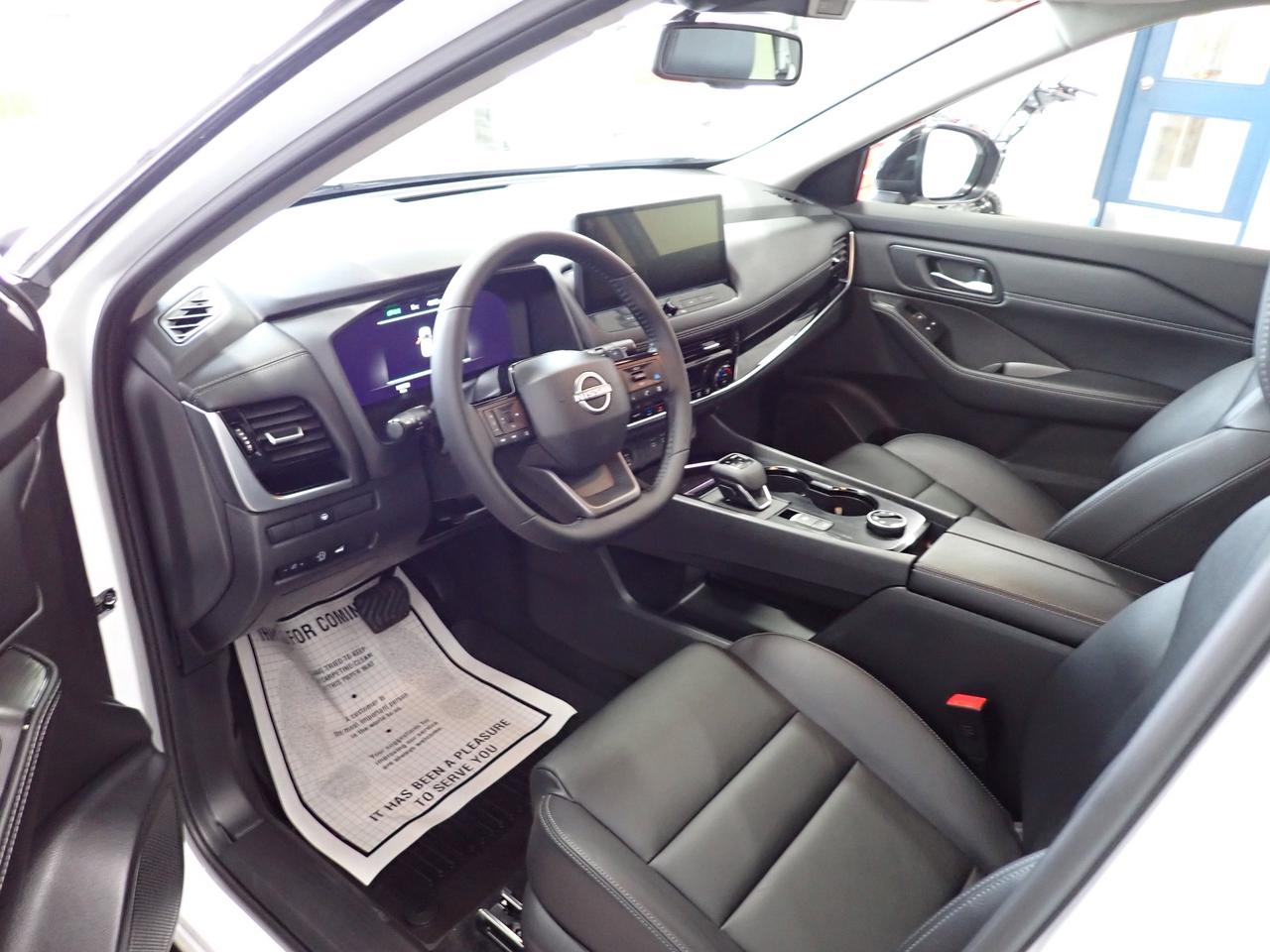 2025 Nissan Rogue SL AWD LEATHER NAVI SUNROOF Photo