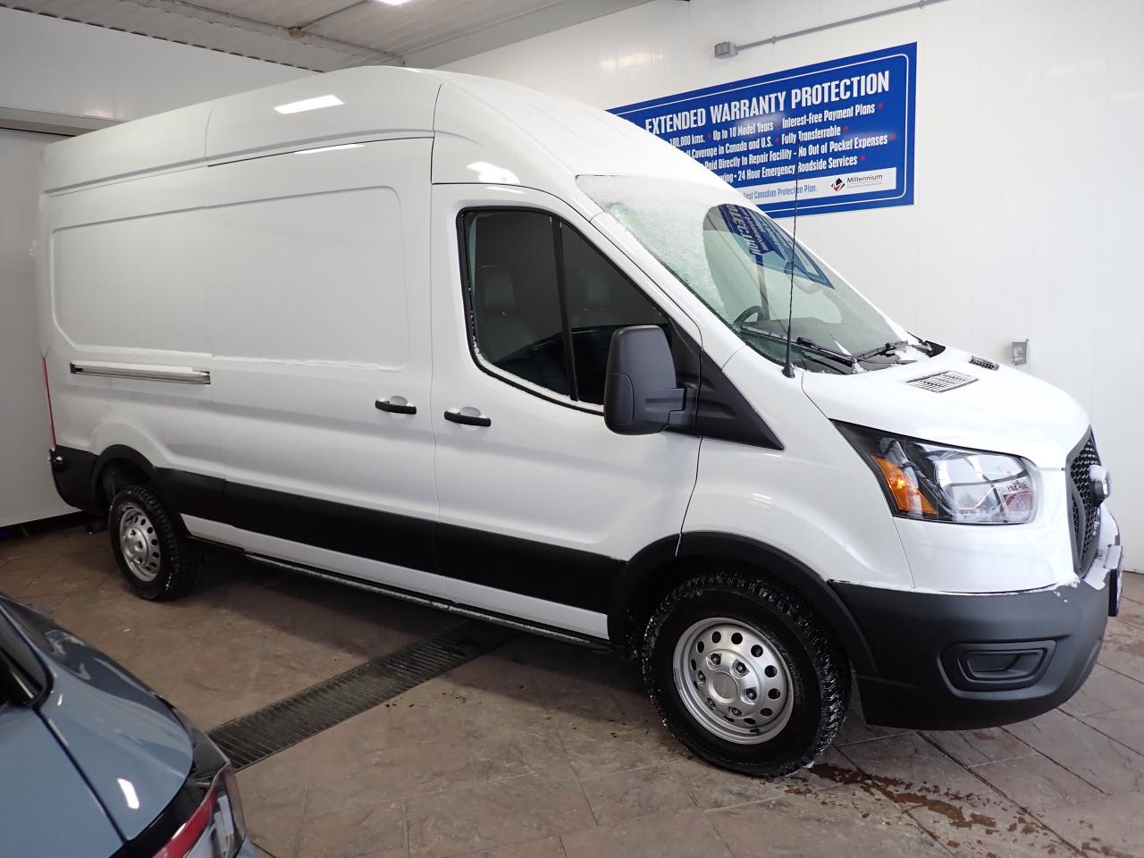 2024 Ford Transit Cargo Van 250 VAN HIGH ROOF Photo