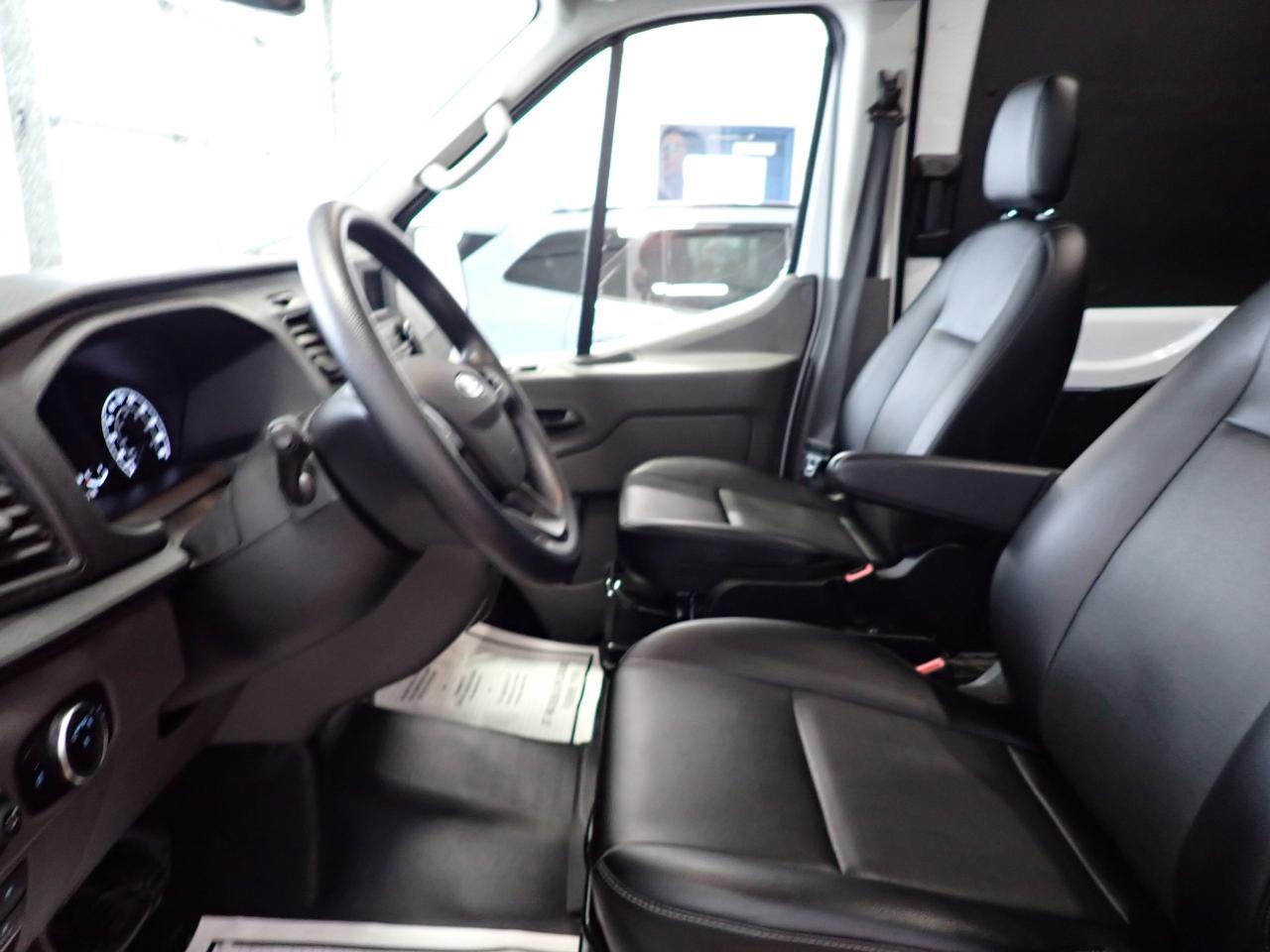 2024 Ford Transit Cargo Van 250 VAN HIGH ROOF Photo