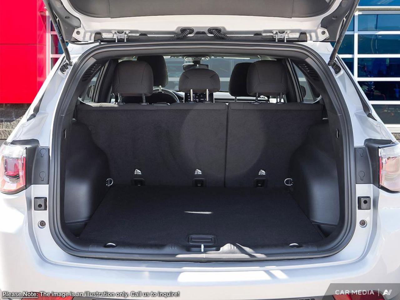 2025 Jeep Compass NORTH Photo