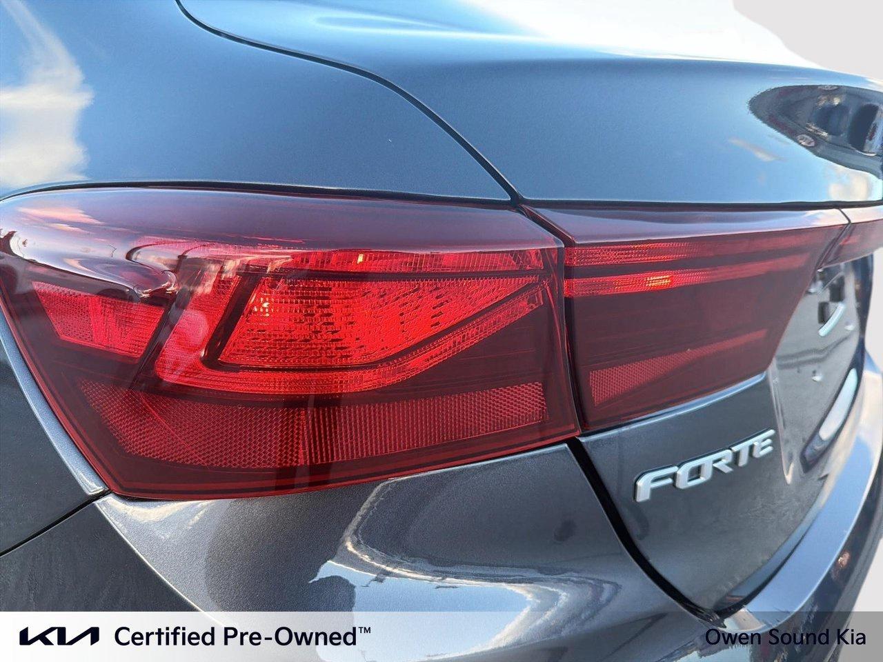 2023 Kia Forte LX Photo