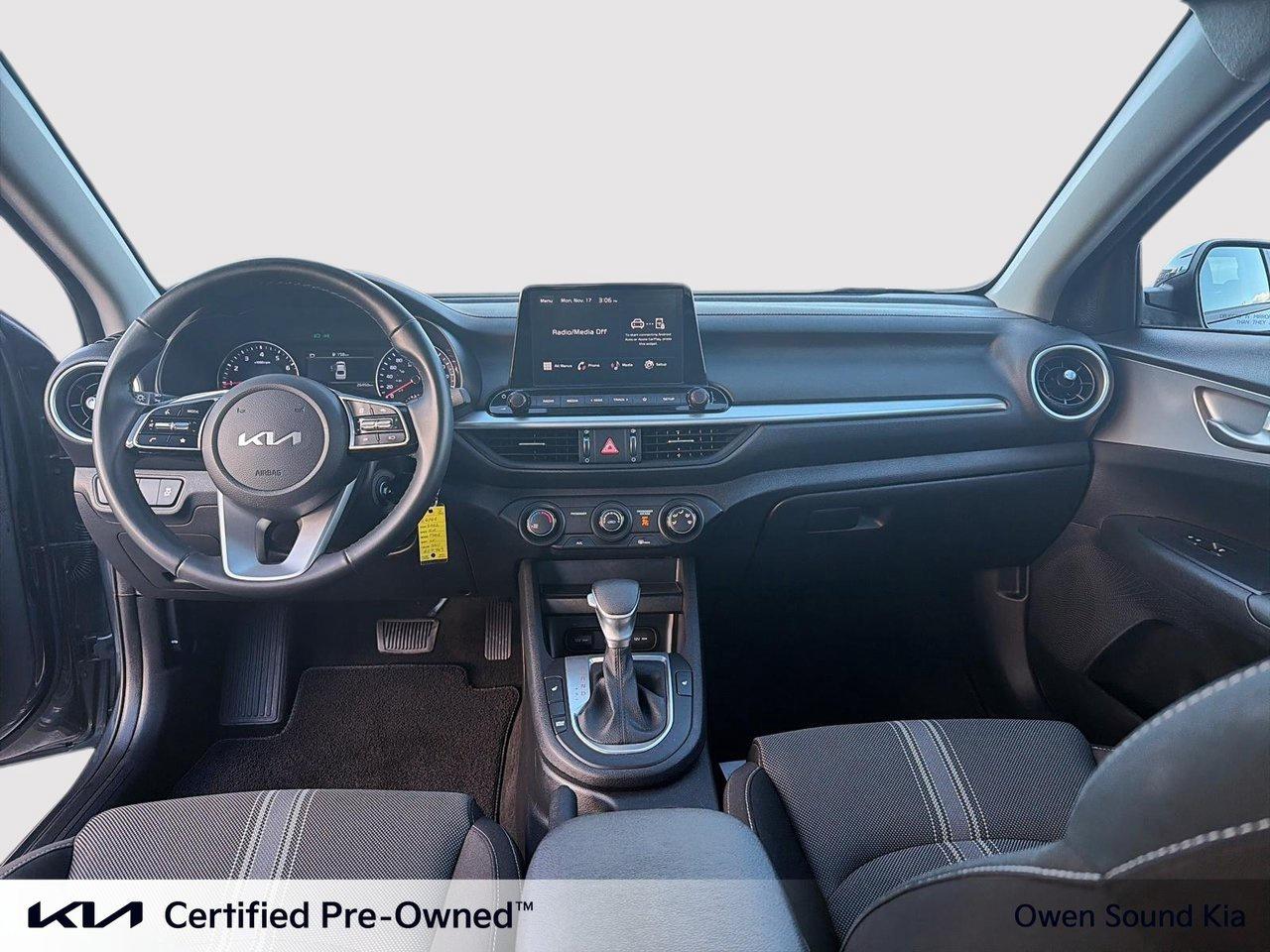 2023 Kia Forte LX Photo