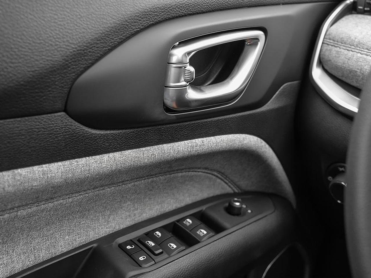 2026 Jeep Compass Sport | Heated Seats | Apple/Android Carplay | Amazing Colour | Blowout Price Photo