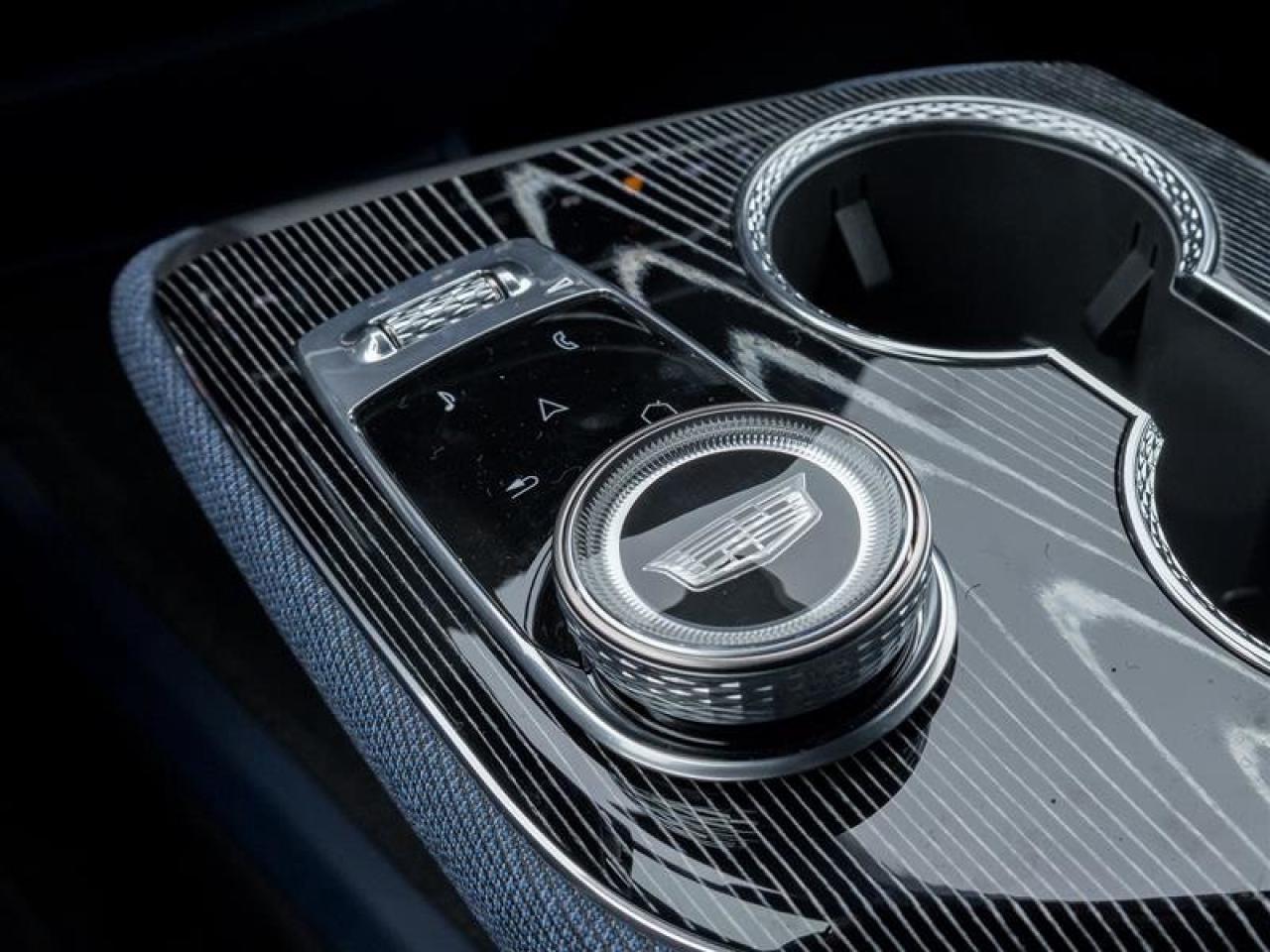 2026 Cadillac OPTIQ Premium Sport Photo