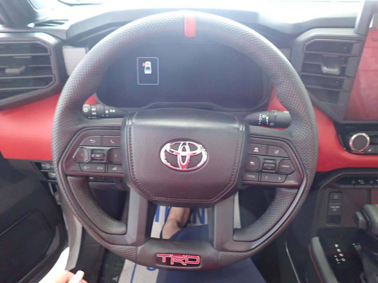 2025 Toyota Tundra LIMITED TRD PRO 4WD LEATHER NAVI PANO SUNROOF *HYBRID* Photo