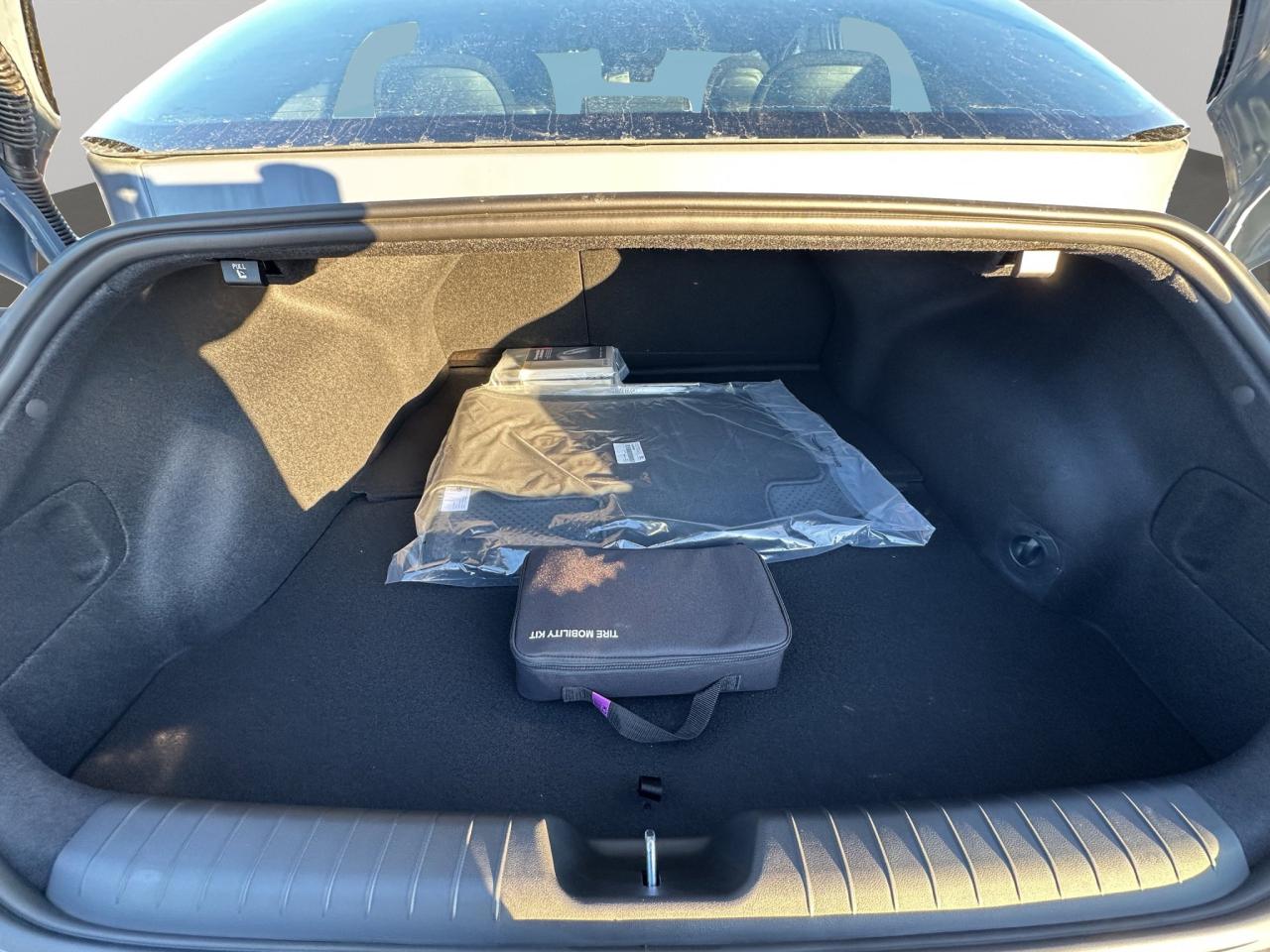 2025 Hyundai IONIQ 6 Preferred Photo