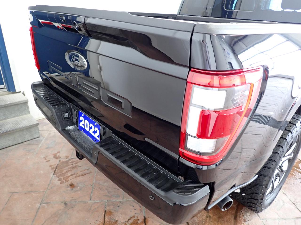 2022 Ford F-150 LARIAT SUPERCREW LEATHER NAVI SUNROOF 5.5 BOX 4WD Photo