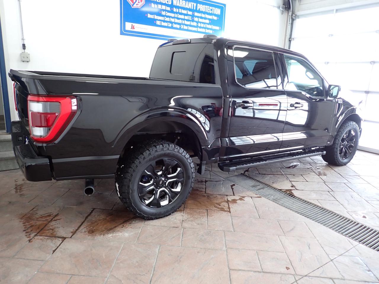 2022 Ford F-150 LARIAT SUPERCREW LEATHER NAVI SUNROOF 5.5 BOX 4WD Photo