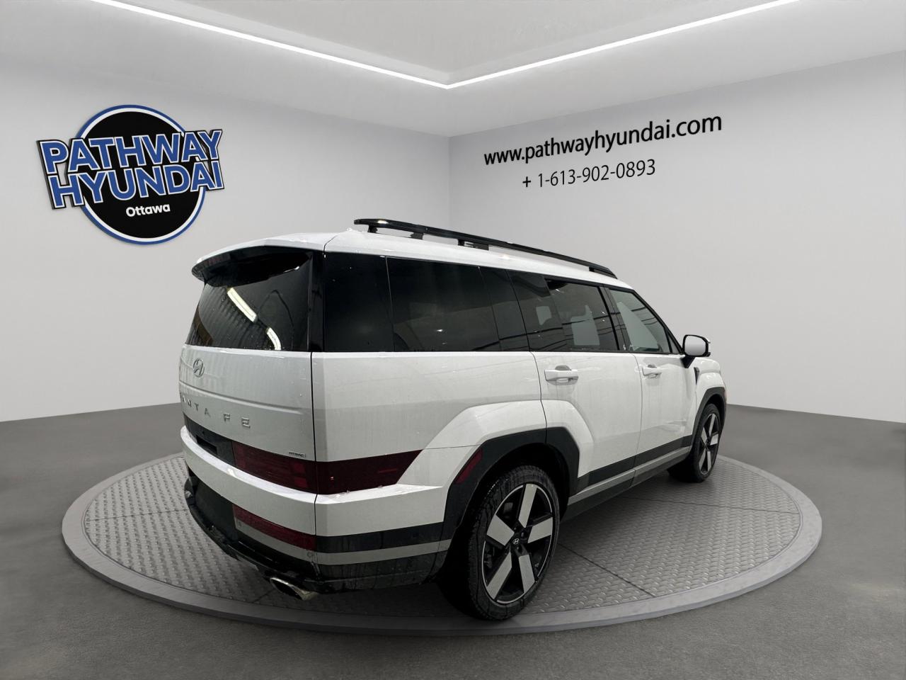 2025 Hyundai Santa Fe Luxury Photo3