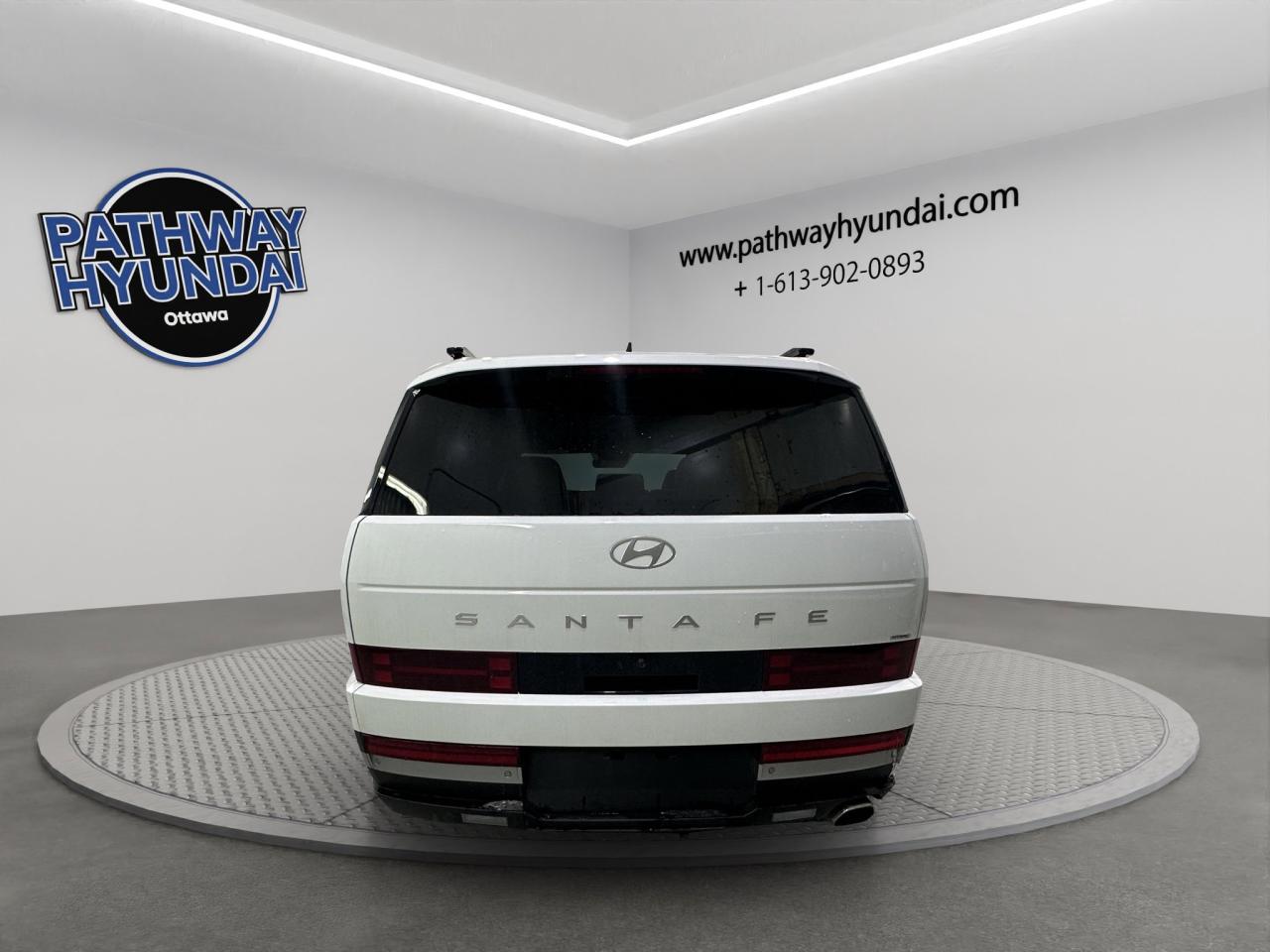 2025 Hyundai Santa Fe Luxury Photo4