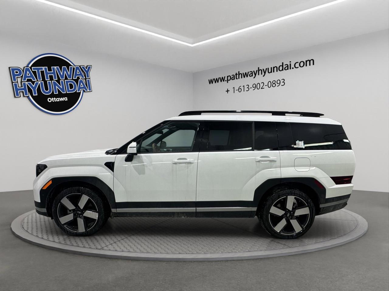 2025 Hyundai Santa Fe Luxury Photo