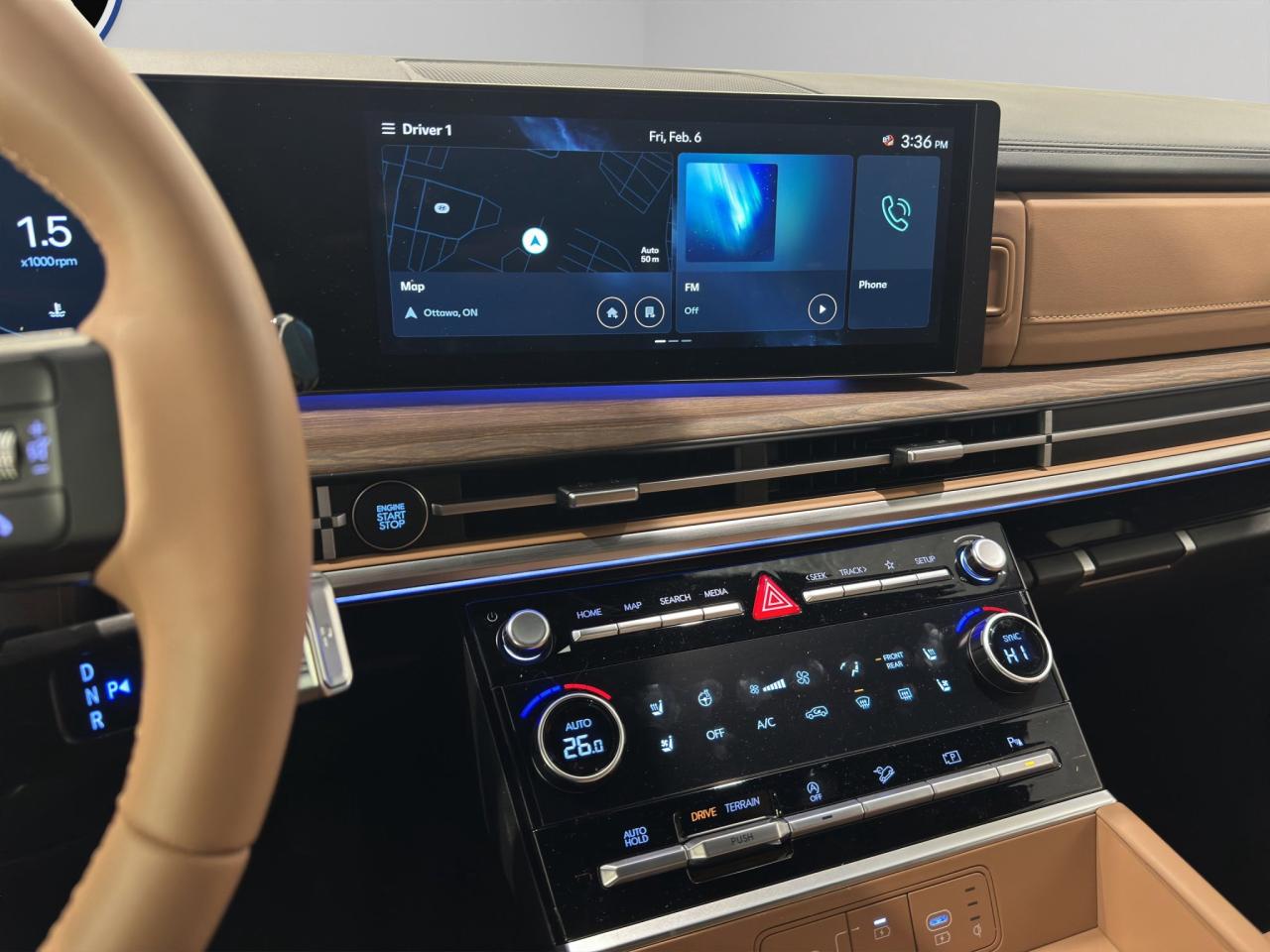 2025 Hyundai Santa Fe Luxury Photo