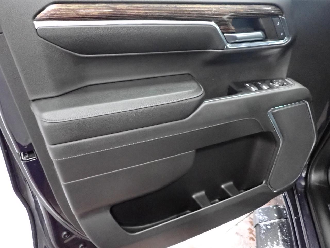 2024 GMC Sierra 1500 SLE Crew Cab 4WD Photo