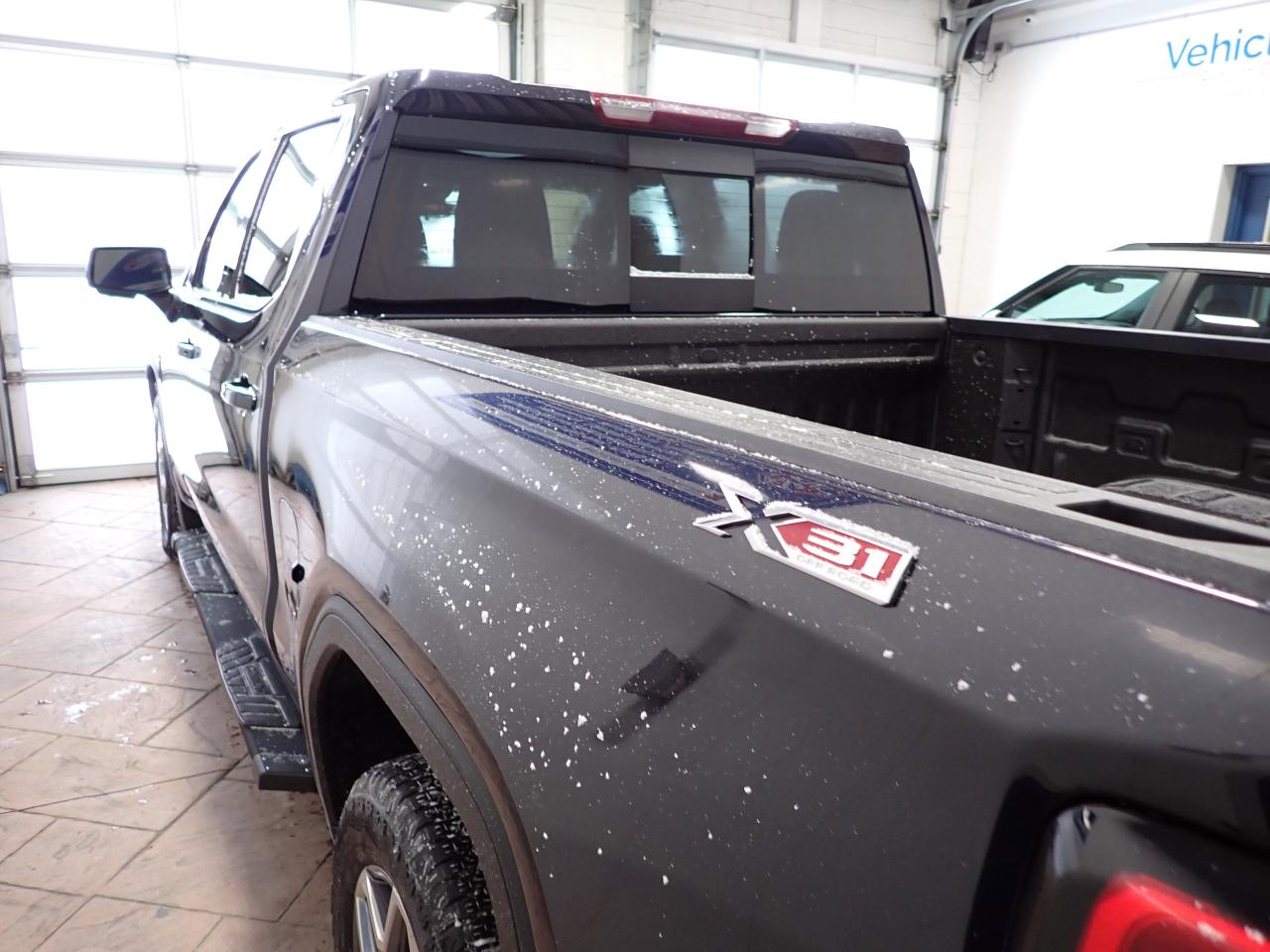 2024 GMC Sierra 1500 SLE Crew Cab 4WD Photo