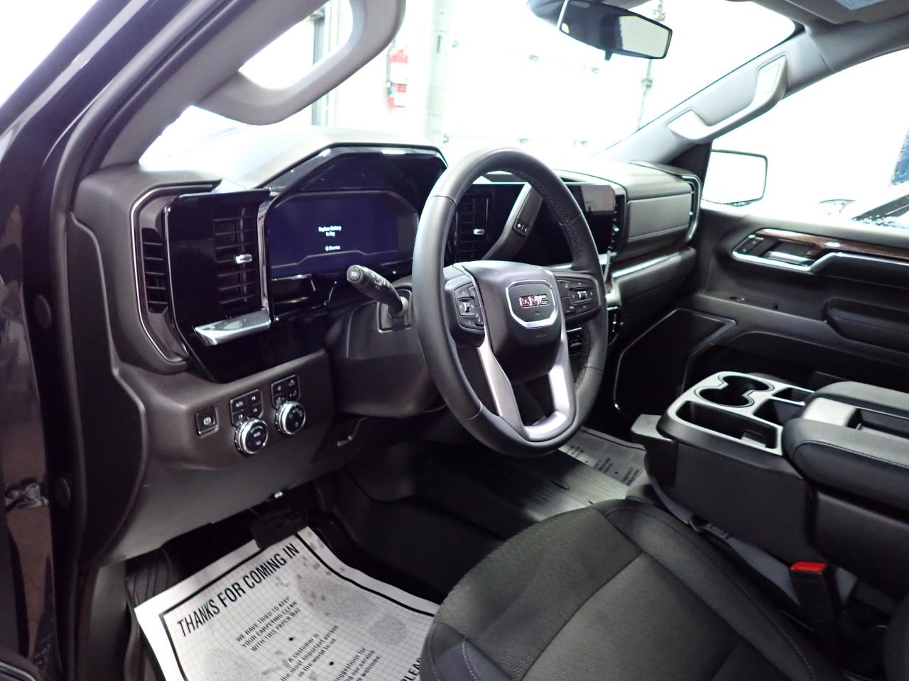 2024 GMC Sierra 1500 SLE Crew Cab 4WD Photo