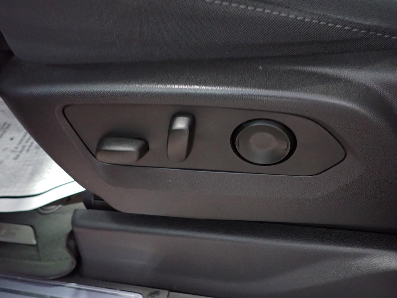 2024 GMC Sierra 1500 SLE Crew Cab 4WD Photo