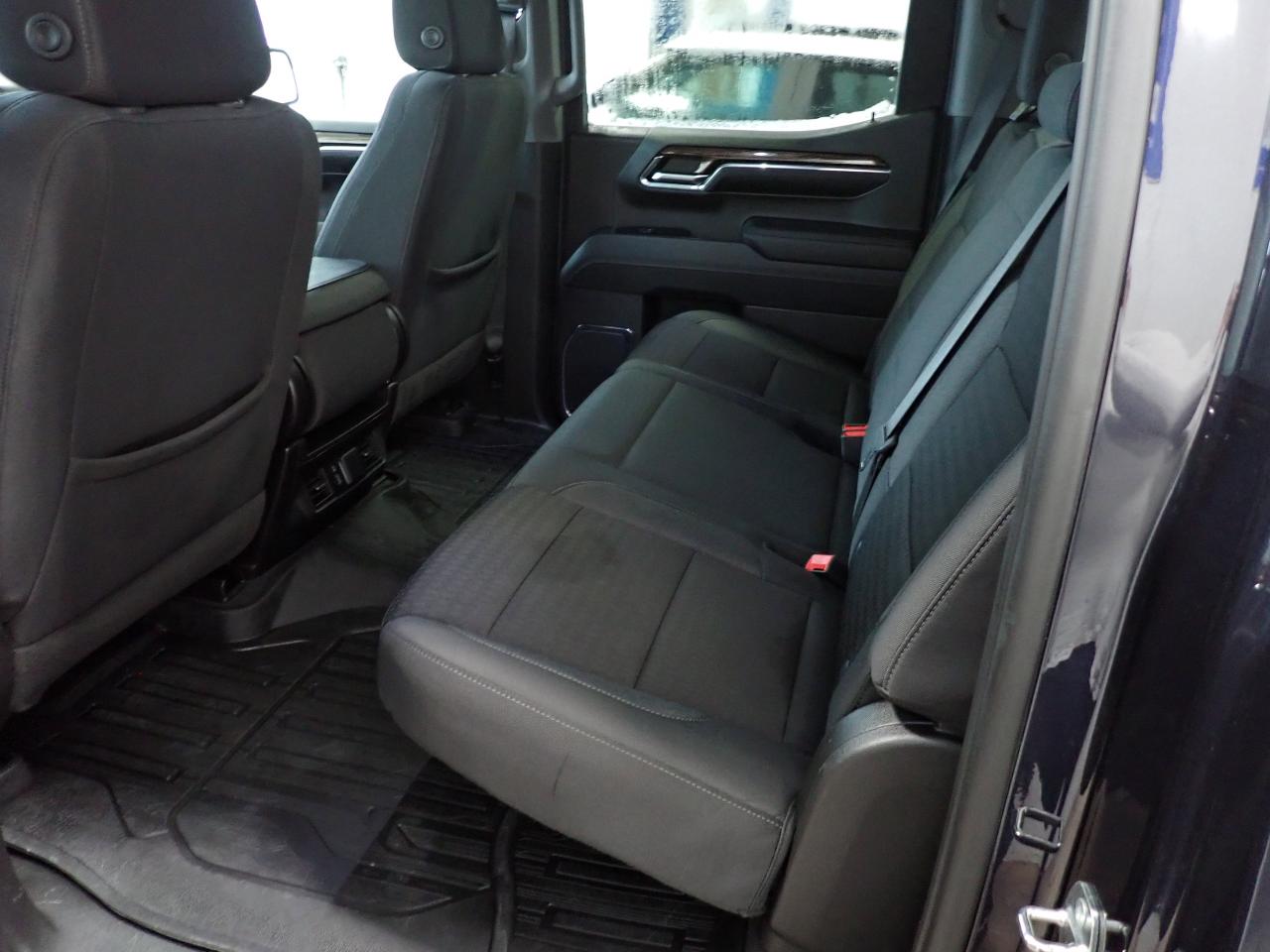 2024 GMC Sierra 1500 SLE Crew Cab 4WD Photo