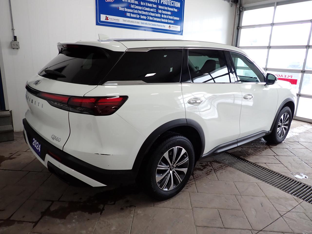 2024 Infiniti QX60 PURE AWD LEATHER SUNROOF Photo