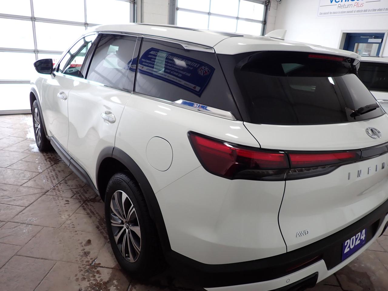 2024 Infiniti QX60 PURE AWD LEATHER SUNROOF Photo