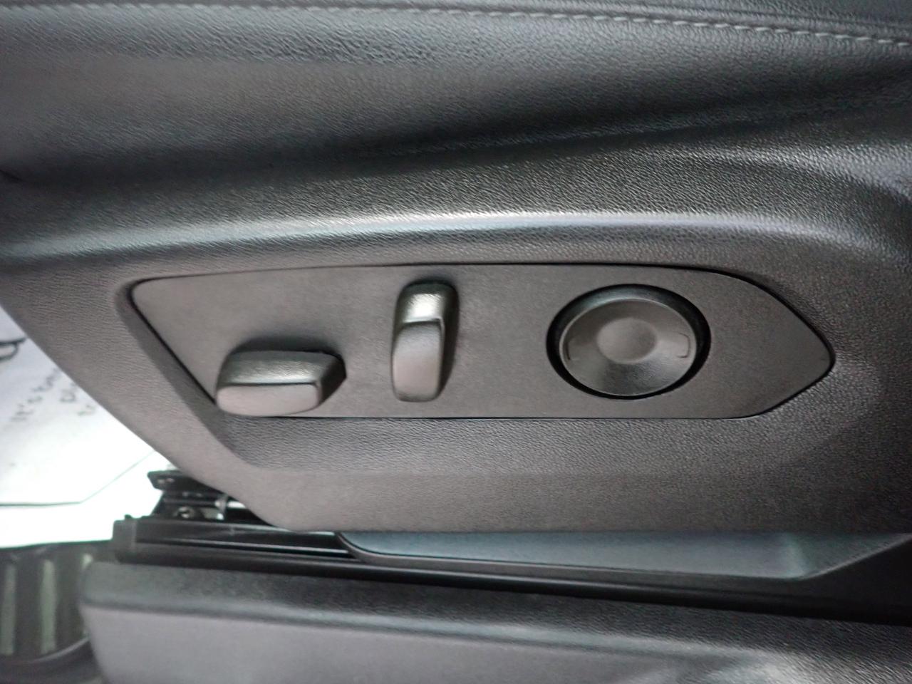 2025 Chevrolet Silverado 3500HD LTZ 4WD CREW CAB LEATHER NAVI  *DIESEL* TRAILBOSS Z71 Photo