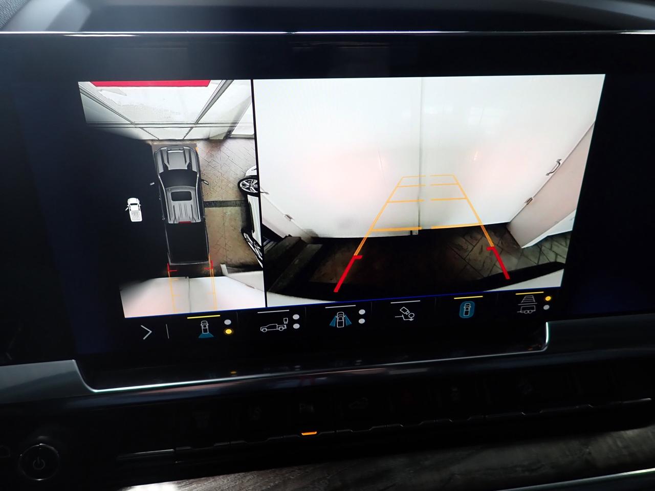 2025 Chevrolet Silverado 3500HD LTZ 4WD CREW CAB LEATHER NAVI  *DIESEL* TRAILBOSS Z71 Photo