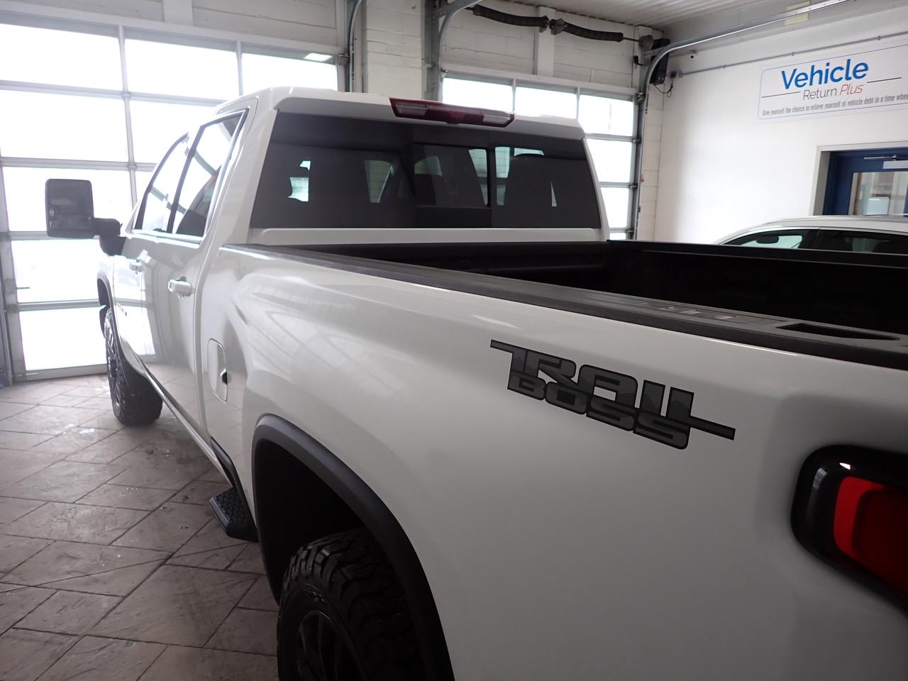 2025 Chevrolet Silverado 3500HD LTZ 4WD CREW CAB LEATHER NAVI  *DIESEL* TRAILBOSS Z71 Photo