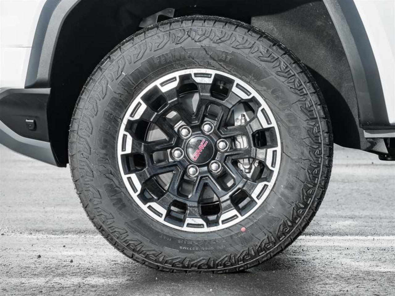 2026 GMC Canyon AT4 Photo