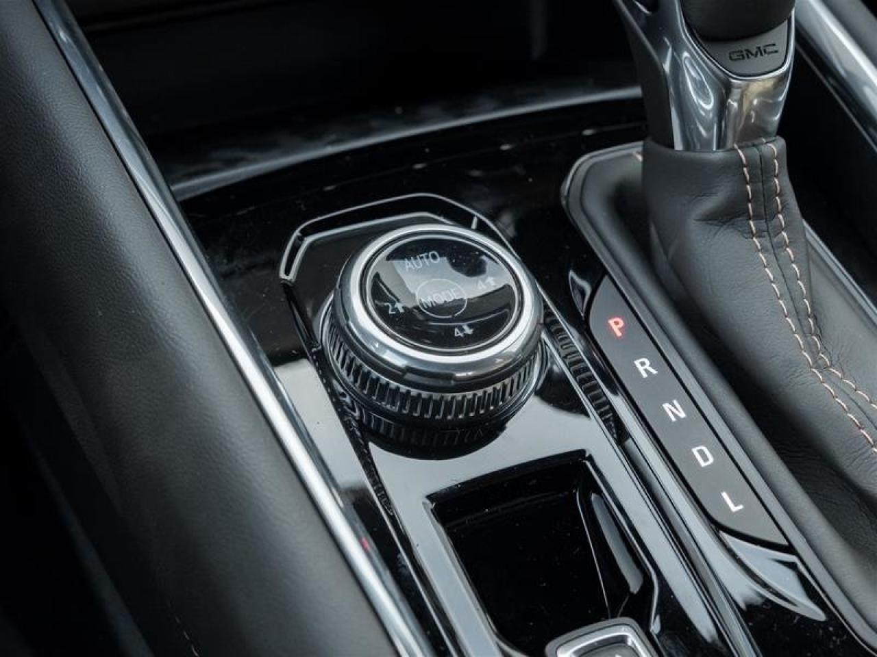 2026 GMC Canyon AT4 Photo